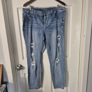 Women's Maurices Stylish Light Blue Distressed Jeans Sz 16W Reg